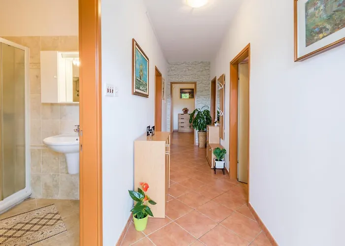 Piantade Cr Apartamento Poreč