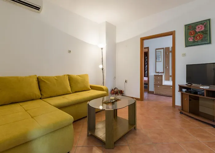 Piantade Cr 포레치