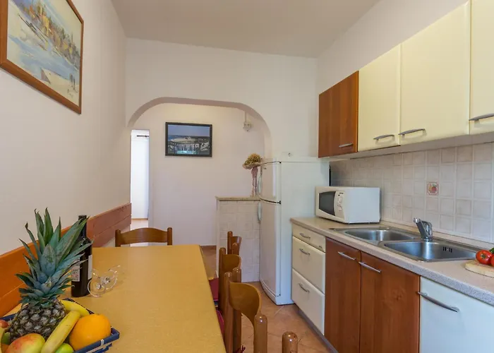 Piantade Cr 포레치