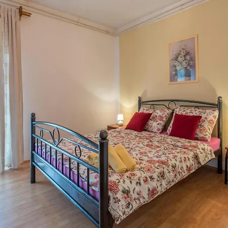 Piantade Cr * Porec